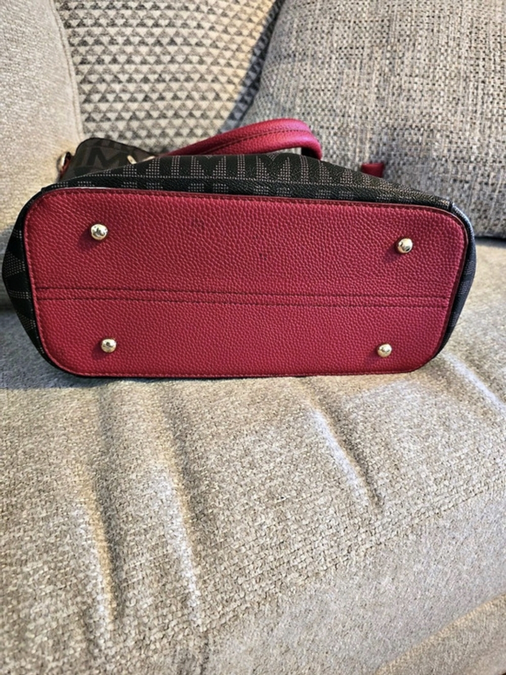 Mia K. Tote in Black & Pink Like New - Picture 8 of 8